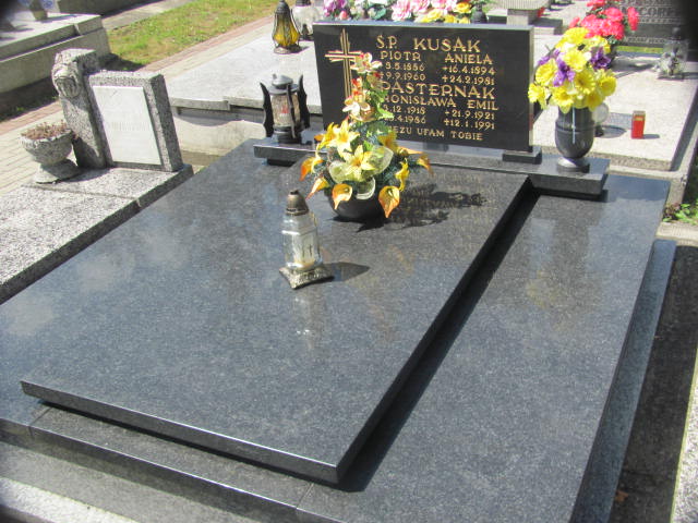 Grób Emil Pasternak