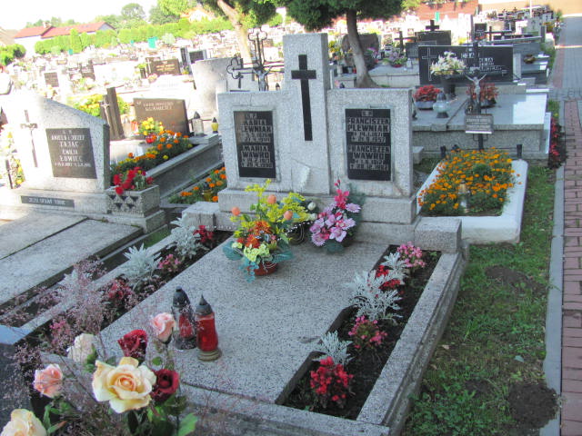 Grób Maria Plewniak