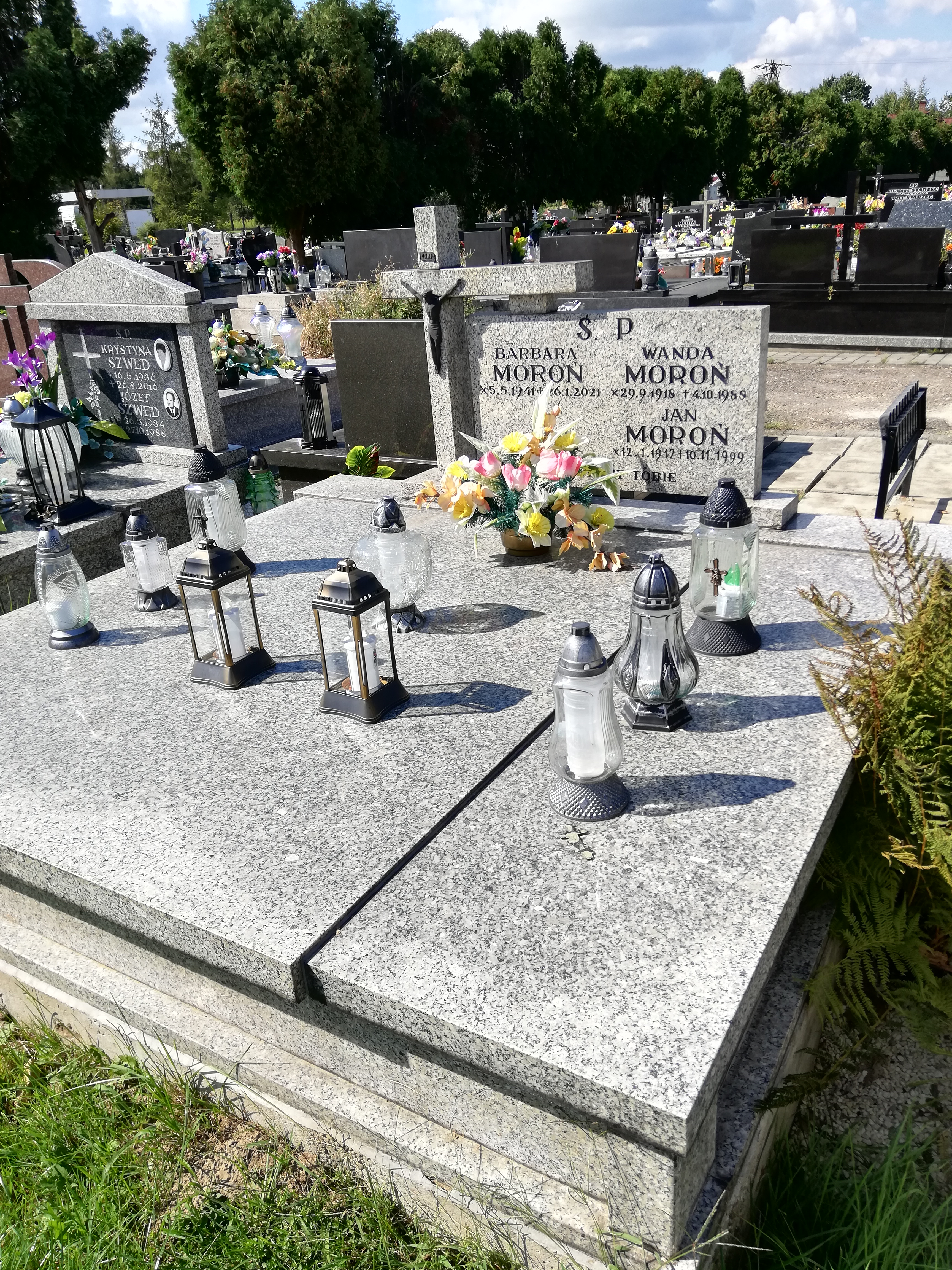 Grób Jan Moroń