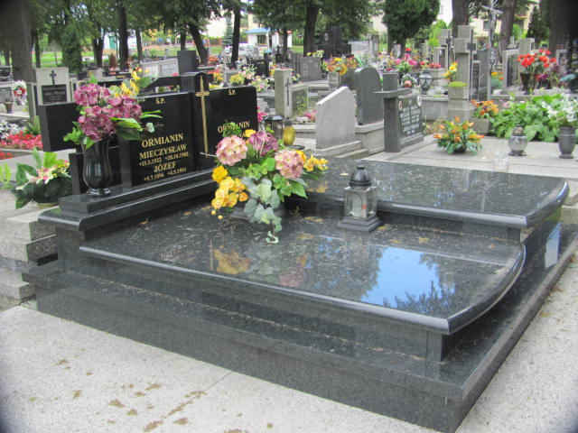 Grób Mieczysław Ormianin