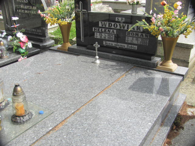 Grób Roman Wdowiak