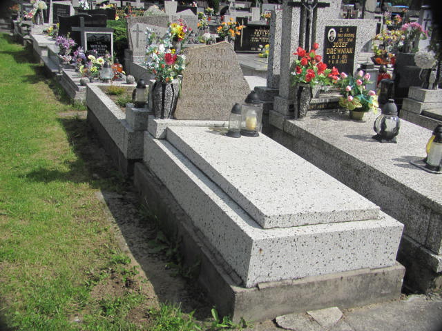 Grób Wiktor Dowal