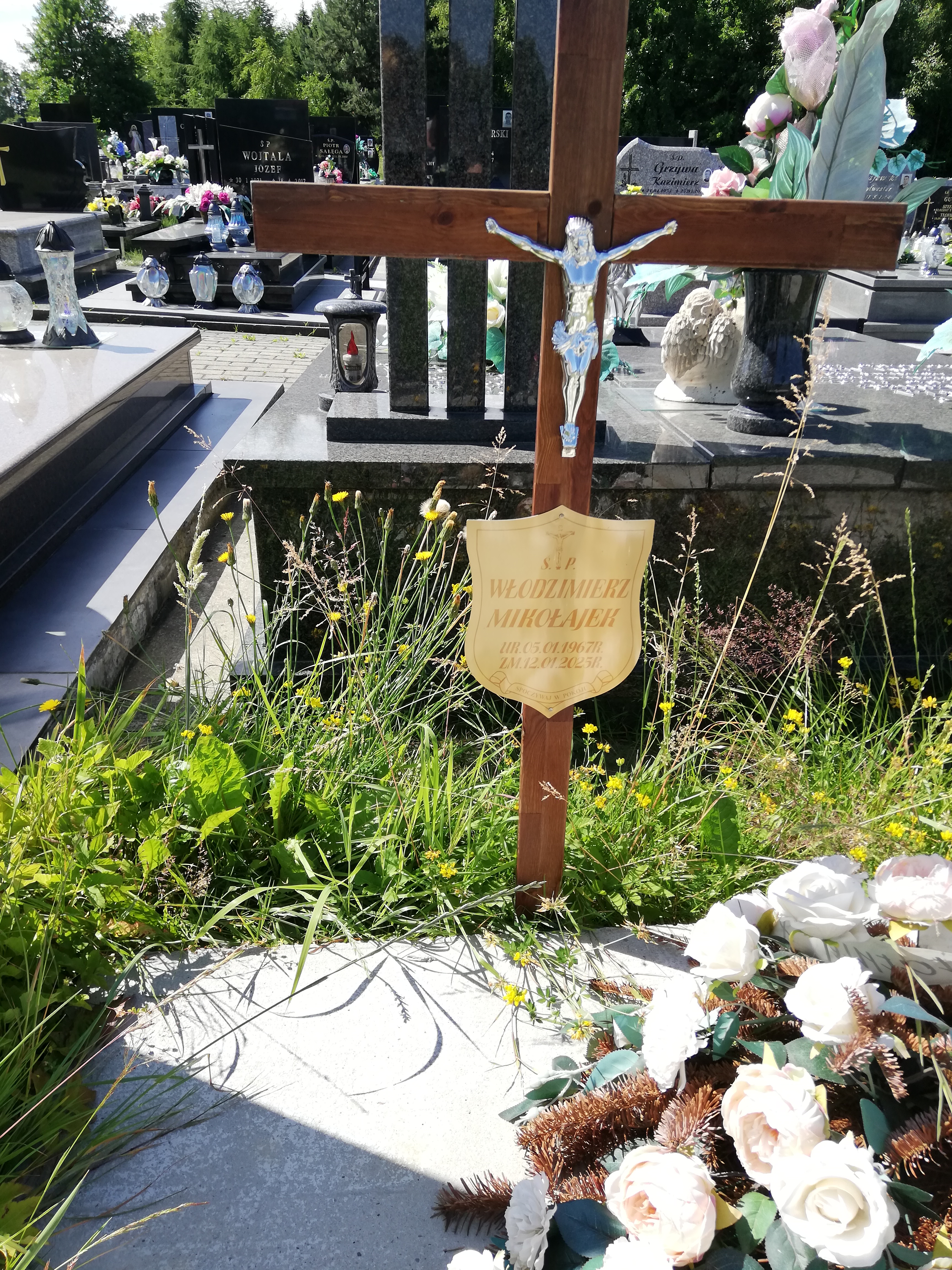 Grób Włodzimierz Mikołajek