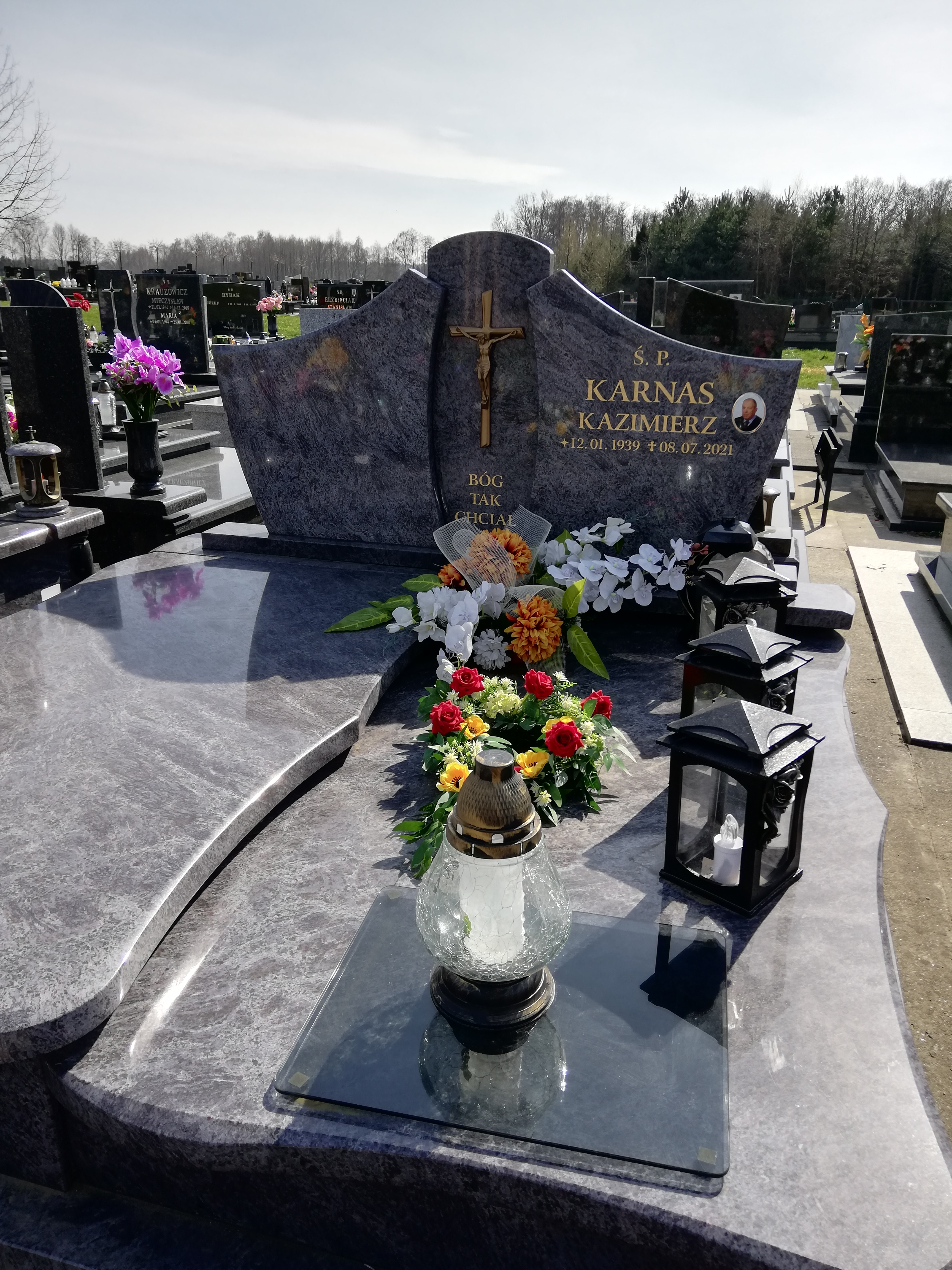 Grób Kazimierz Karnas